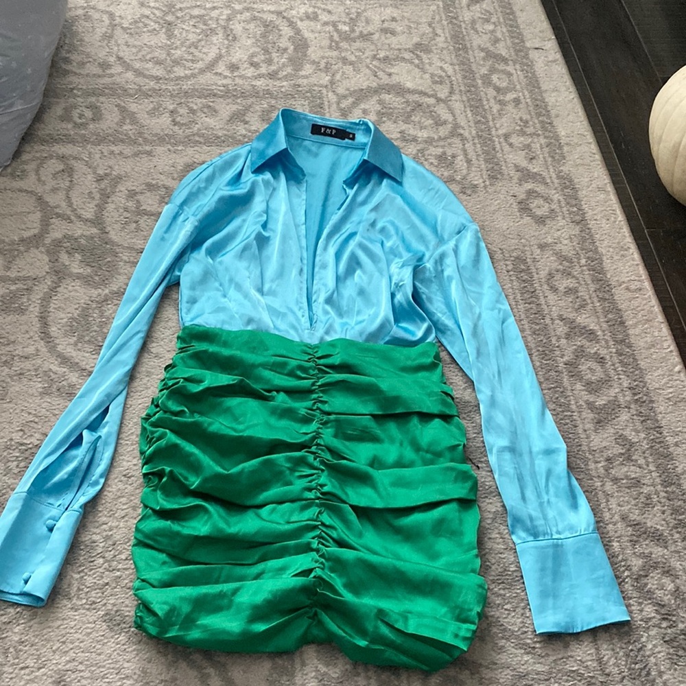 Long sleeve blouse dress. Bubble skirt and collared neck